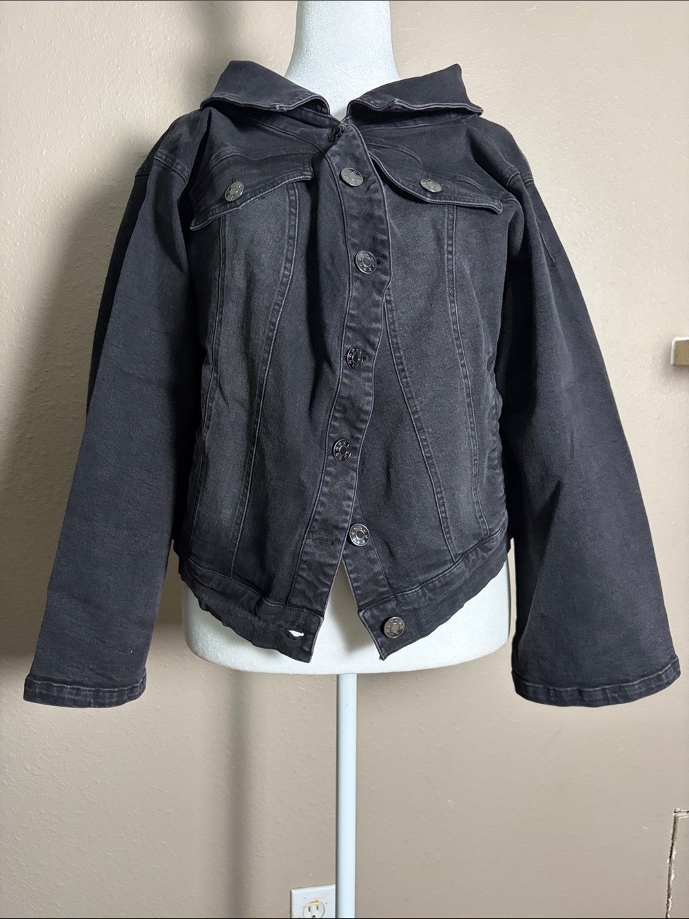 Soncy 2 XL Black Denim Jacket NWT